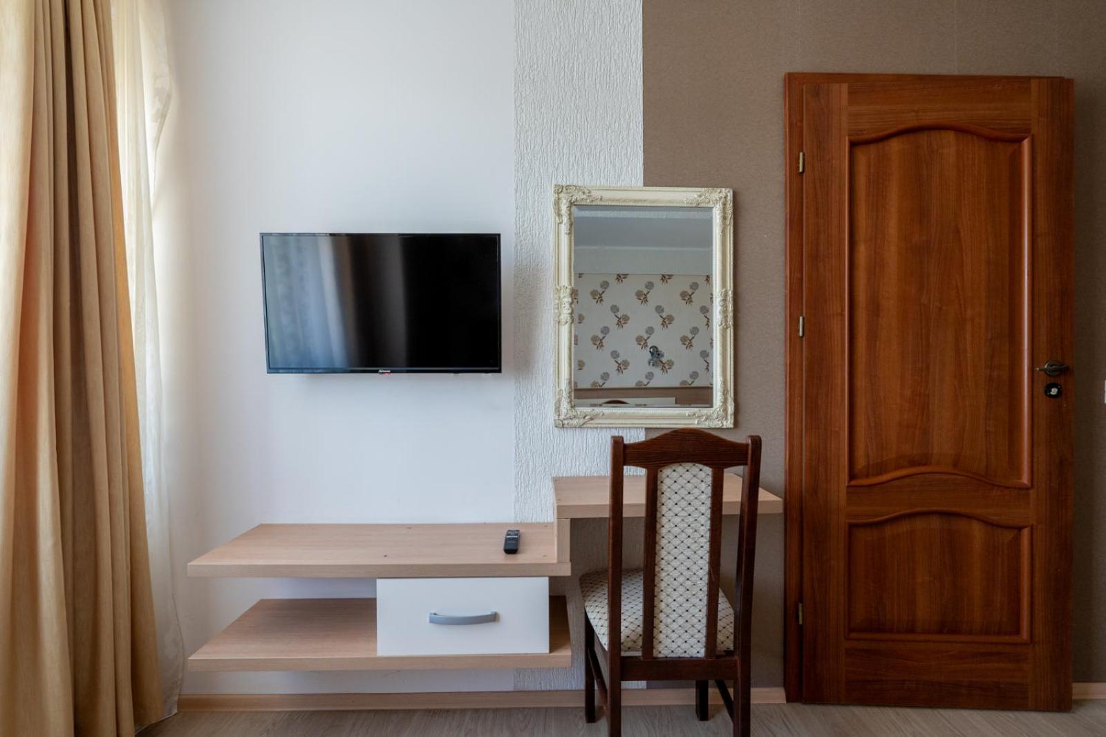 Farawayhomes Aparthotel Near Vienna Airport - Anytime Self Check-In Брукк-ан-дер-Лайта Экстерьер фото
